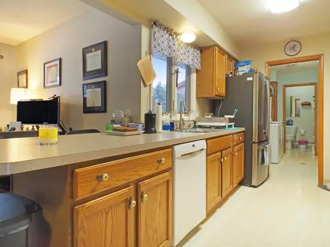Kitchen - 859 Amber, Bad Axe, MI 48413 photo 3 of 4