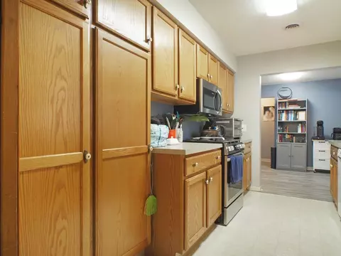 Kitchen - 859 Amber, Bad Axe, MI 48413 photo 2 of 4