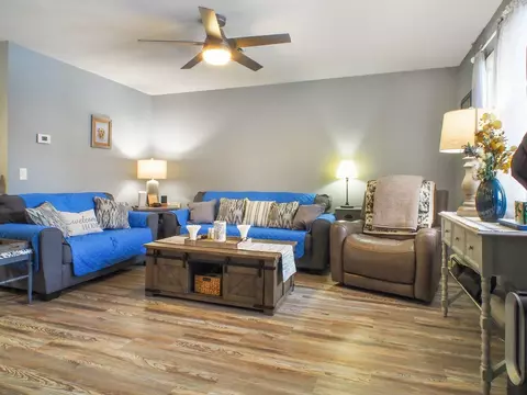 Living - 859 Amber, Bad Axe, MI 48413 photo 3 of 3