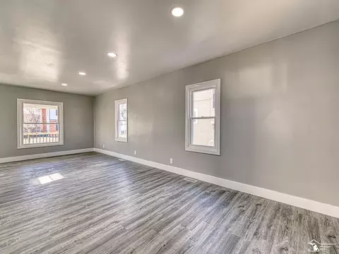 Living - 465 Riverview, Monroe, MI 48162 photo 4 of 4