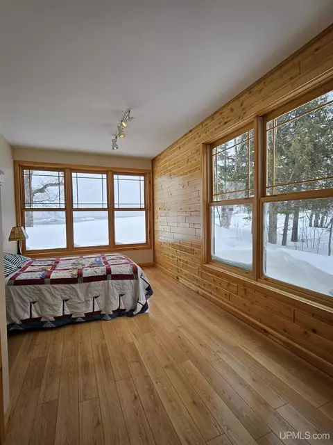 Bedroom - 7921 State Hwy M26, Eagle Harbor, MI 49950 photo 4 of 6