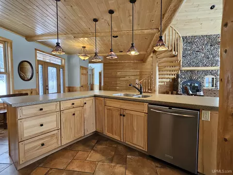 Kitchen - 7921 State Hwy M26, Eagle Harbor, MI 49950 photo 5 of 8