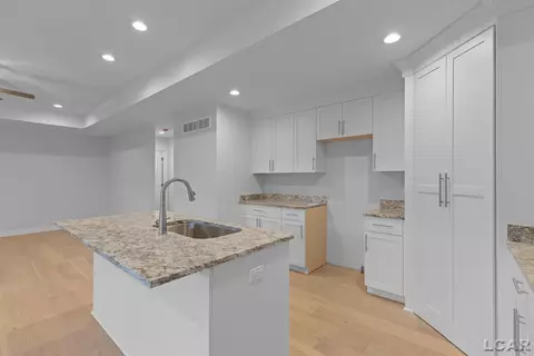Kitchen - 2577 Mulligan, Jackson, MI 49203 photo 3 of 4