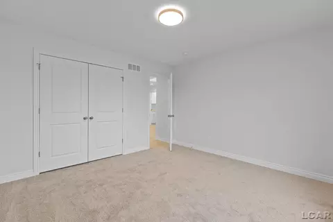 Bedroom - 2577 Mulligan, Jackson, MI 49203 photo 2 of 4