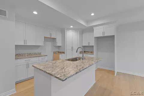 Kitchen - 2577 Mulligan, Jackson, MI 49203 photo 1 of 4