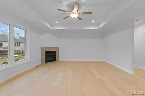 Living - 2577 Mulligan, Jackson, MI 49203 photo 5 of 6