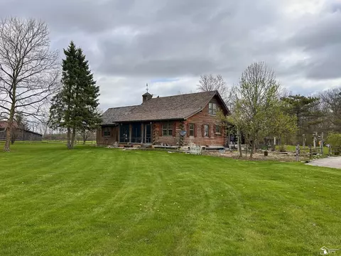 7860 Head O Lk, Ottawa Lake, MI 49267