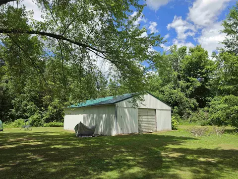 1058 1062 Wild Cherry, Gladwin, MI 48624 photo 8