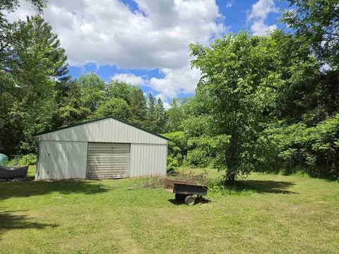 1058 1062 Wild Cherry, Gladwin, MI 48624 photo 6