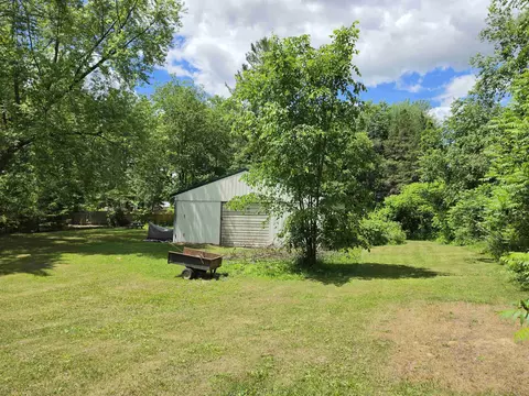 1058 1062 Wild Cherry, Gladwin, MI 48624 photo 4