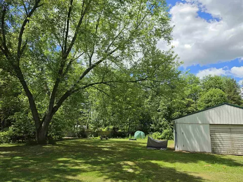 1058 1062 Wild Cherry, Gladwin, MI 48624 photo 7