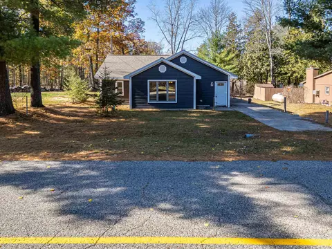 5827 Cedar Lk, Gladwin, MI 48624
