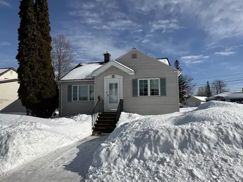 Exterior - 1208 Anderson, Wakefield, MI 49968 photo 5 of 6
