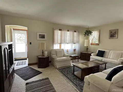 Living - 1208 Anderson, Wakefield, MI 49968 photo 1 of 2