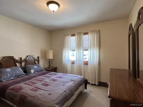 Bedroom - 1208 Anderson, Wakefield, MI 49968 photo 3 of 4