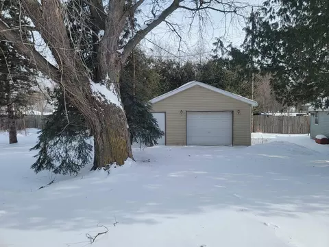 Exterior - 238 Buffalo, Bad Axe, MI 48413 photo 2 of 2