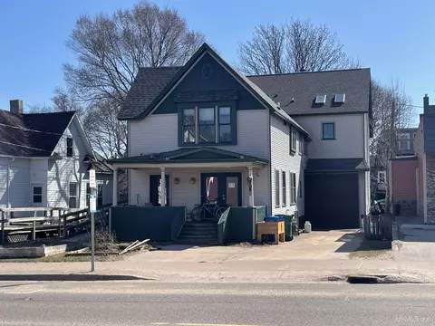908 N 3rd, Marquette, MI 49855