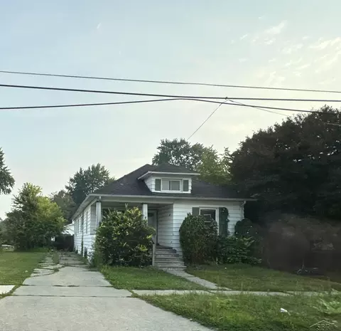 2844 Schemm, Saginaw, MI 48602