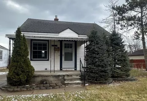 22046 Cushing, Eastpointe, MI 48021