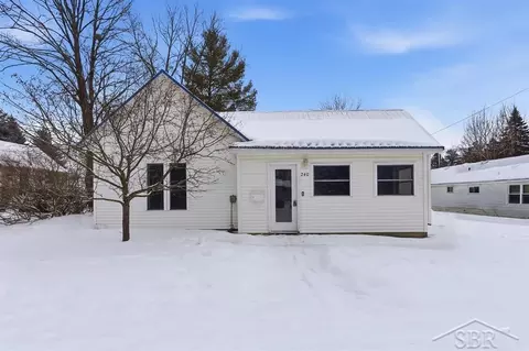 240 N Burgess, West Branch, MI 48661