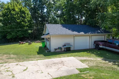 Exterior - 205 S Dettman, Jackson, MI 49203 photo 3 of 3