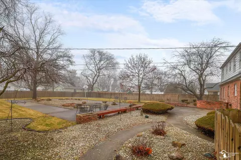 Exterior - 1629 Arbor, Monroe, MI 48162 photo 9 of 14