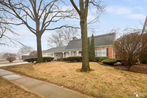 Exterior - 1629 Arbor, Monroe, MI 48162 photo 3 of 14