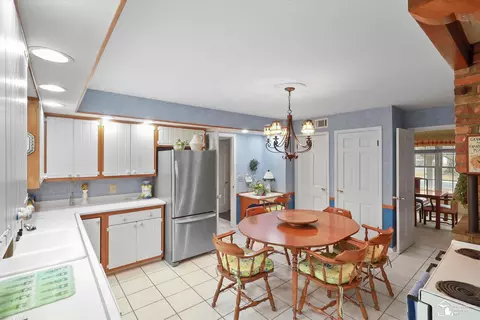 Kitchen - 1629 Arbor, Monroe, MI 48162 photo 2 of 3