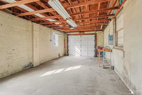 7134 Maplewood, Temperance, MI 48182 photo 18