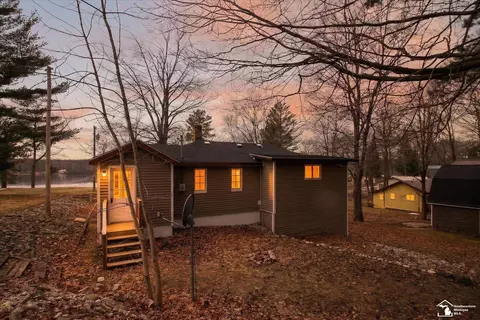 14166 Hicks Lk, Evart, MI 49631