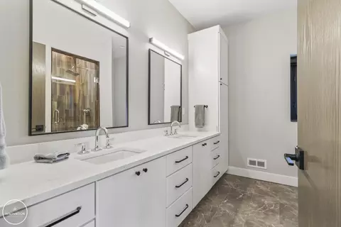 Bath - 8447 Colony, Algonac, MI 48001 photo 1 of 7