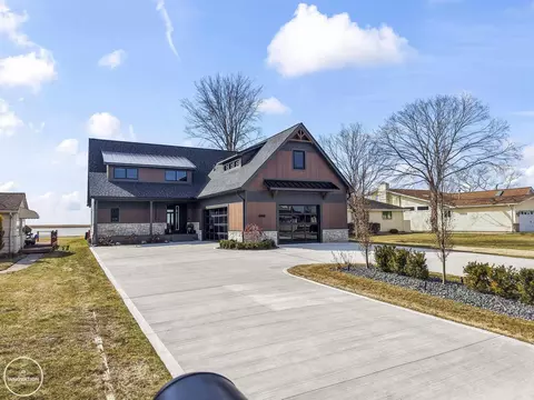 8447 Colony, Algonac, MI 48001