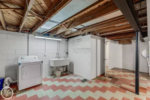 Other - 785 Barrington, Grosse Pointe Park, MI 48230 photo 6 of 8
