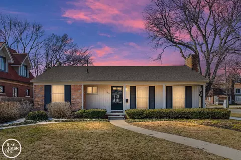 785 Barrington, Grosse Pointe Park, MI 48230