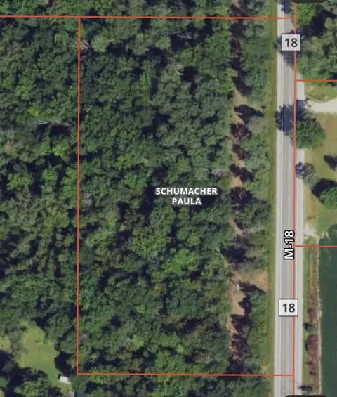 On S M18, Beaverton, MI 48612