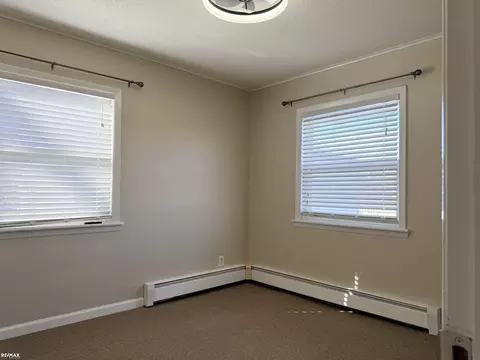 Bedroom - 6405 N State Rd, Davison, MI 48423 photo 1 of 3