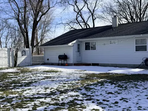 Exterior - 6405 N State Rd, Davison, MI 48423 photo 7 of 10
