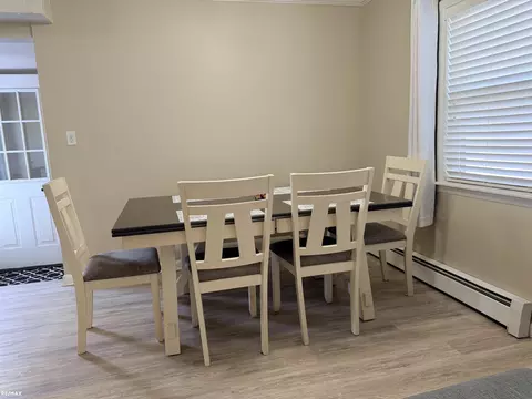 Dining - 6405 N State Rd, Davison, MI 48423 photo 2 of 2