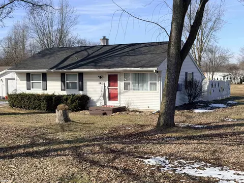 Exterior - 6405 N State Rd, Davison, MI 48423 photo 4 of 10