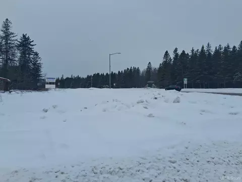 6128 N Arbor, Naubinway, MI 49762