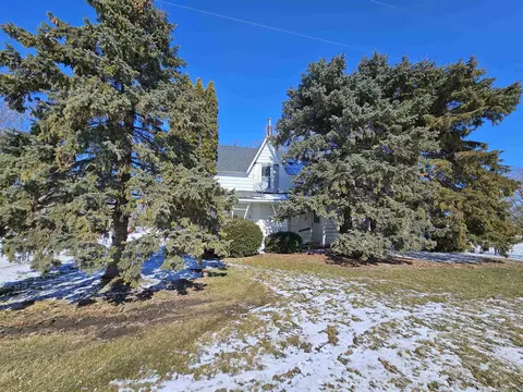 865 Deckerville, Deckerville, MI 48427