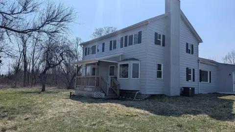 61861 Indian, Ray, MI 48096