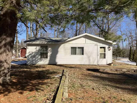 4778 Maplewood, Harrison, MI 48625
