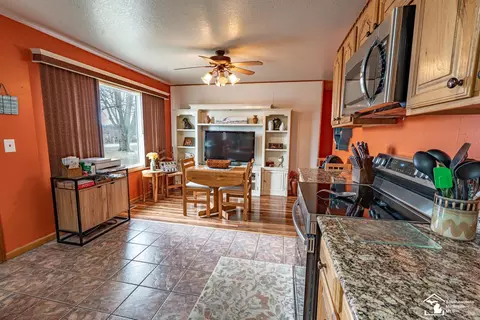 Kitchen - 330 E Rauch, Temperance, MI 48182 photo 1 of 9