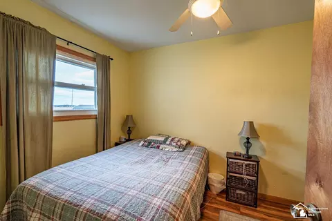 Bedroom - 330 E Rauch, Temperance, MI 48182 photo 3 of 4