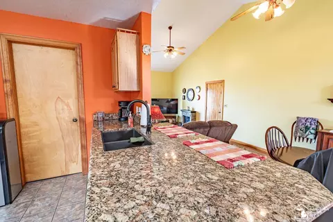 Kitchen - 330 E Rauch, Temperance, MI 48182 photo 8 of 9