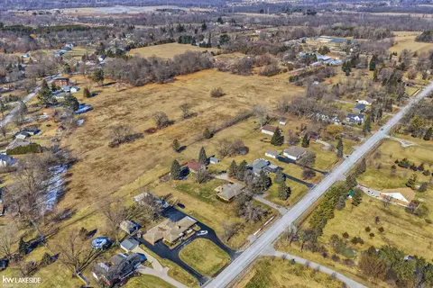 00 Omo, Macomb, MI 48042 photo 3