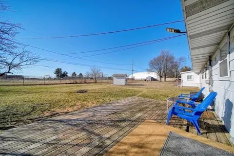 Exterior - 107 Renfrew, Adrian, MI 49221 photo 5 of 9