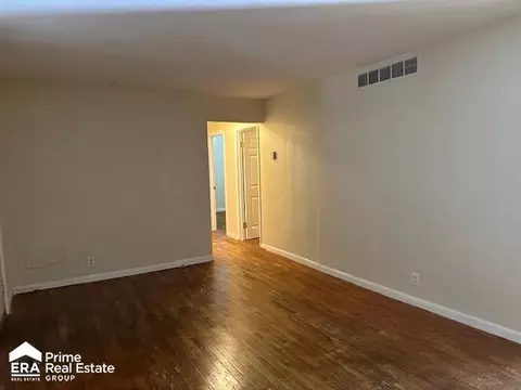 Living - 1080 E Cornell, Flint, MI 48505 photo 1 of 2