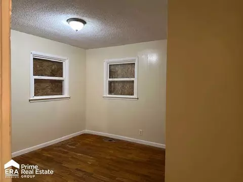 Bedroom - 1080 E Cornell, Flint, MI 48505 photo 2 of 5